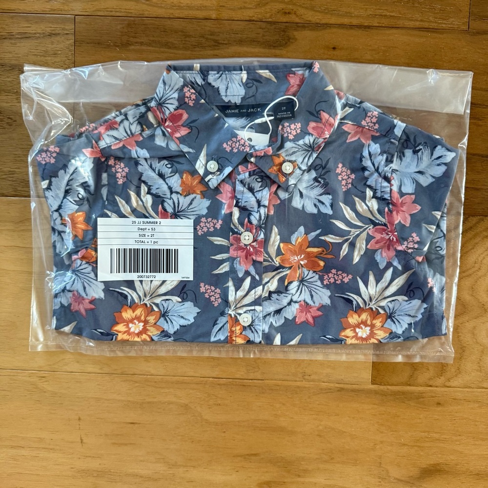 Brand New Janie & Jack Toddler Boys Tropical Button Down Shirt Size 2T NWT - Picture 3 of 3